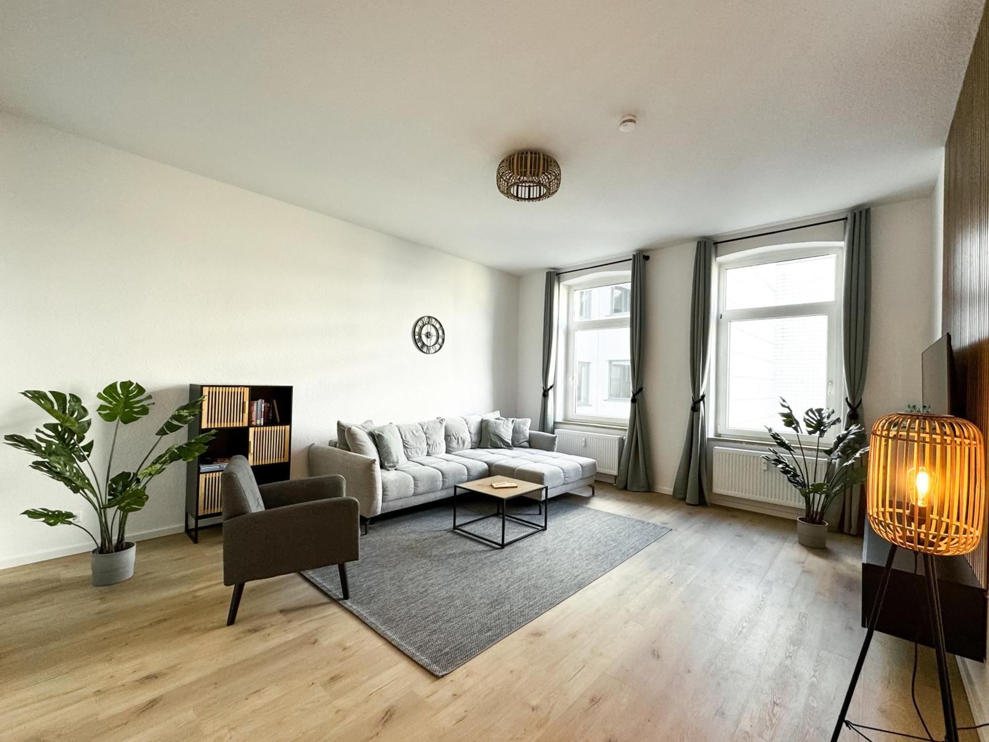 Stobbe I Zentral I Parkplatz I Kingsize I 116qm Appartement Hannover