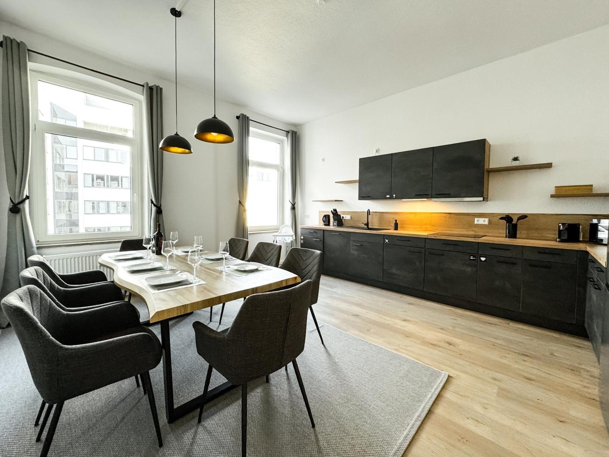 Stobbe I Zentral I Parkplatz I Kingsize I 116qm Apartment *